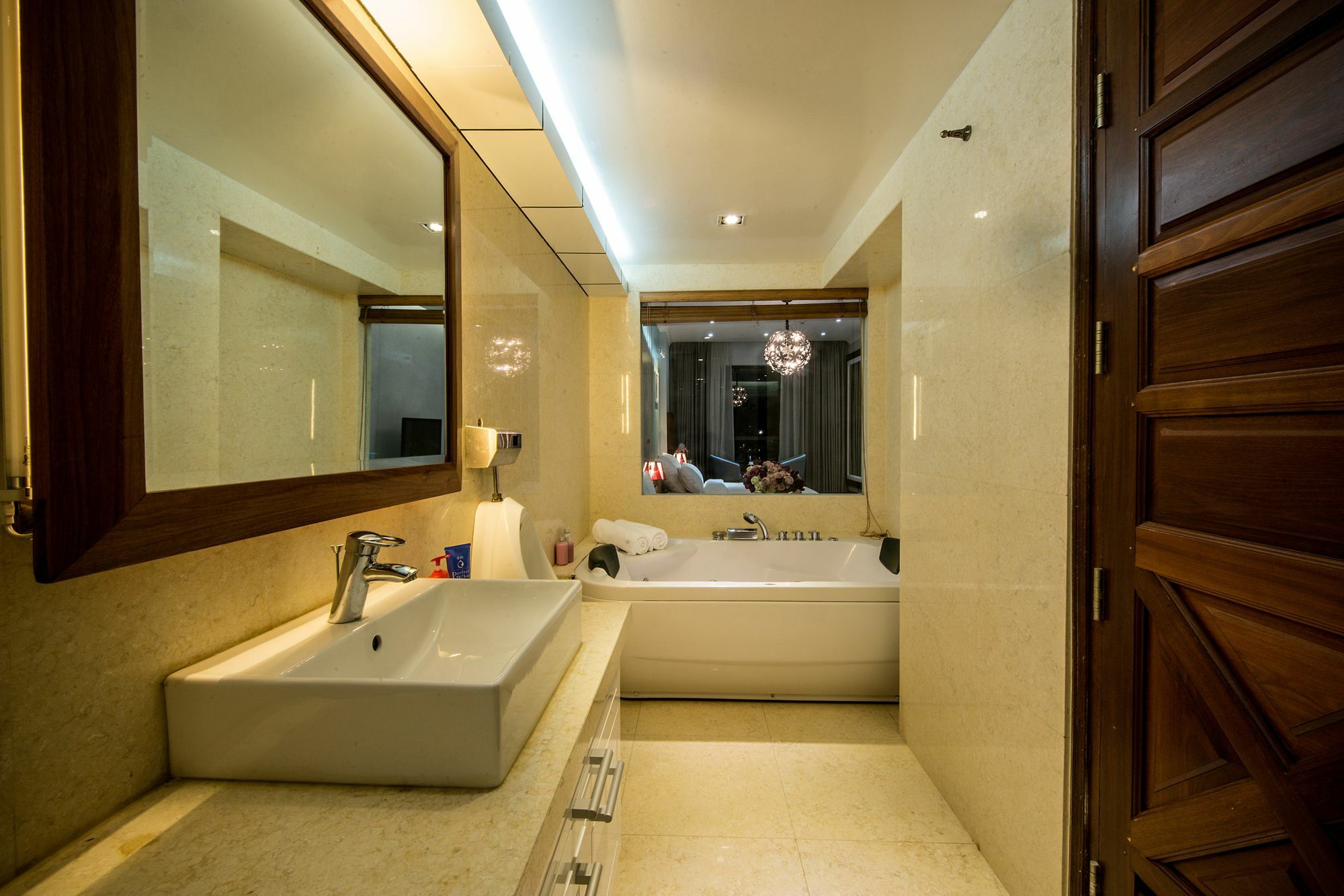 New Gate Apartment Hanoi Eksteriør billede